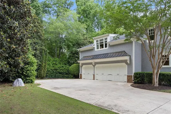 2000 Lancaster SQ, Roswell, GA 30076