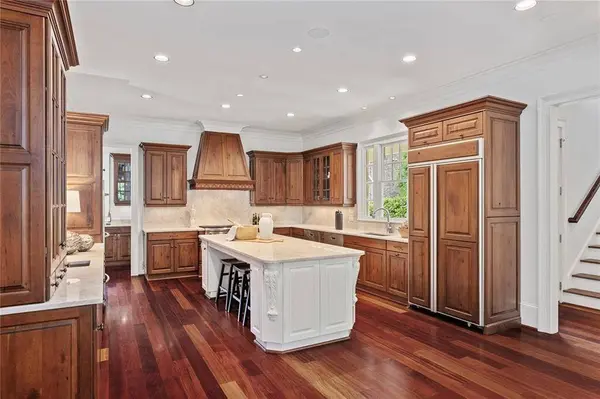 2000 Lancaster SQ, Roswell, GA 30076