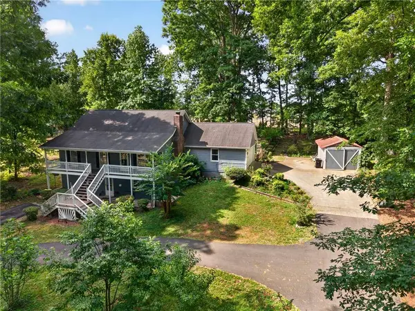1265 Bennett DR, Cumming, GA 30040