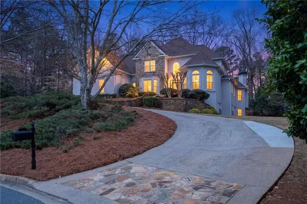 10640 N Edgewater PL, Johns Creek, GA 30097
