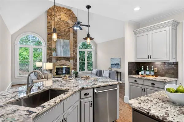 10640 N Edgewater PL, Johns Creek, GA 30097