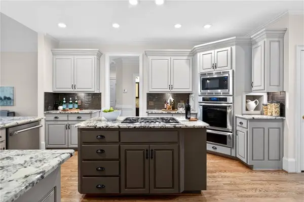 10640 N Edgewater PL, Johns Creek, GA 30097
