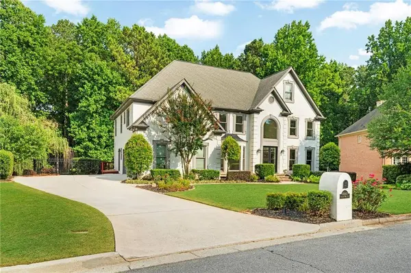 10645 Oxford Mill CIR, Alpharetta, GA 30022