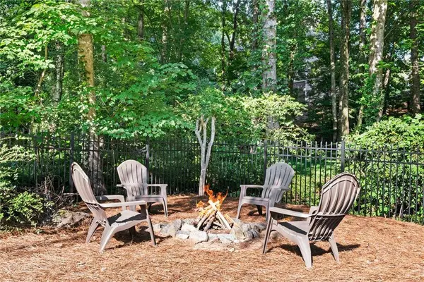 10645 Oxford Mill CIR, Alpharetta, GA 30022