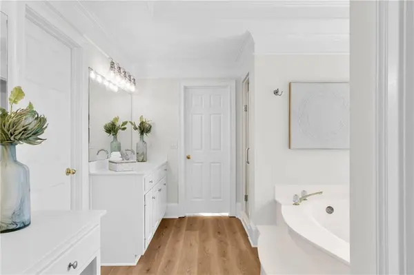 10645 Oxford Mill CIR, Alpharetta, GA 30022