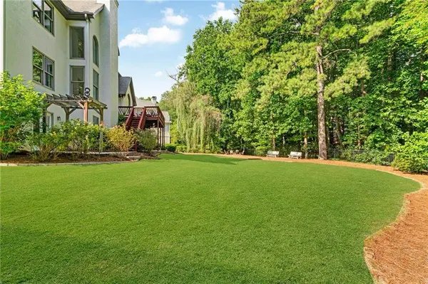 10645 Oxford Mill CIR, Alpharetta, GA 30022