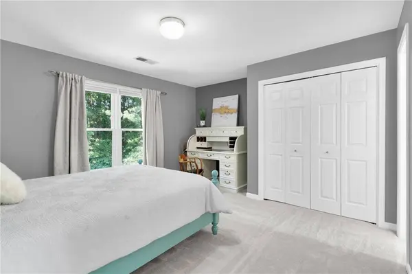 10645 Oxford Mill CIR, Alpharetta, GA 30022