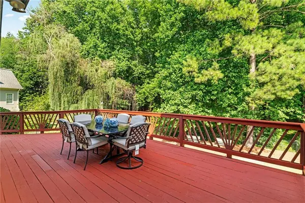 10645 Oxford Mill CIR, Alpharetta, GA 30022