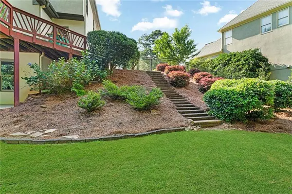 10645 Oxford Mill CIR, Alpharetta, GA 30022