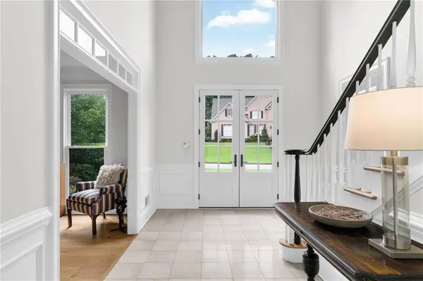 10645 Oxford Mill CIR, Alpharetta, GA 30022