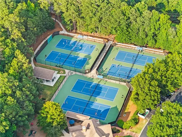 10645 Oxford Mill CIR, Alpharetta, GA 30022