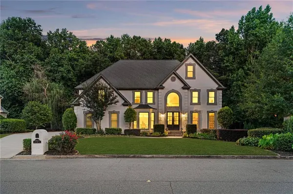 10645 Oxford Mill CIR, Alpharetta, GA 30022