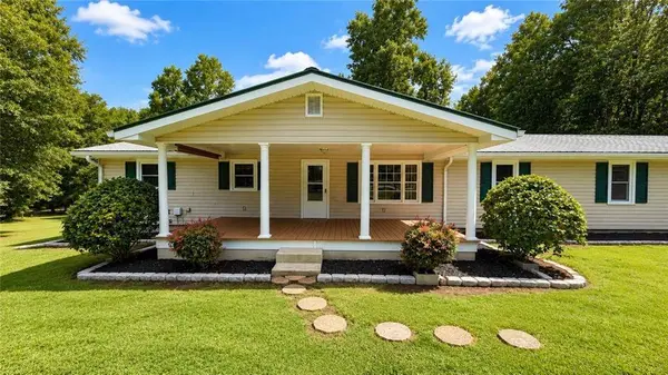 238 Trinity Church RD