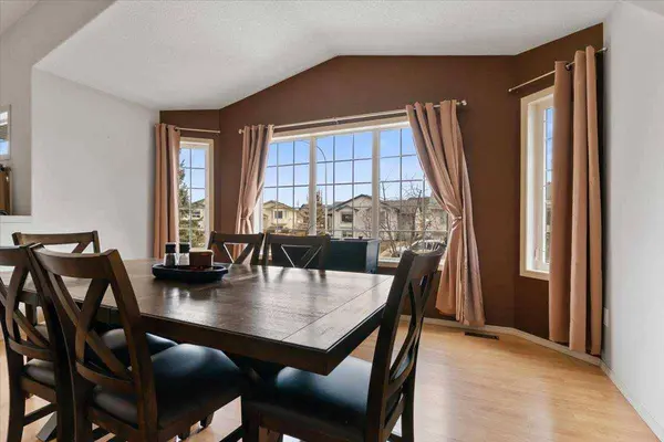 13022 95 ST, Grande Prairie, AB T8X1R9
