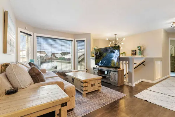 12417 106 ST, Grande Prairie, AB T8V 8J3