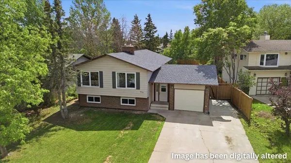 9721 75 AVE, Grande Prairie, AB T8V 4X1