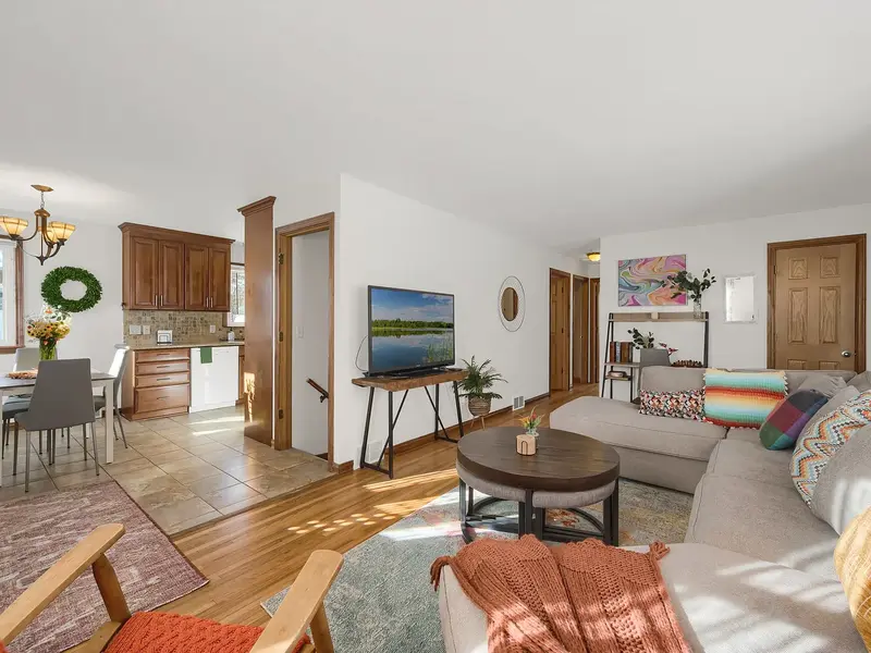 7620 10th Ave S, Richfield, MN 55423-4571