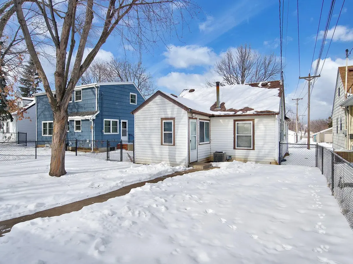 1411 62nd St E, Richfield, MN 55423
