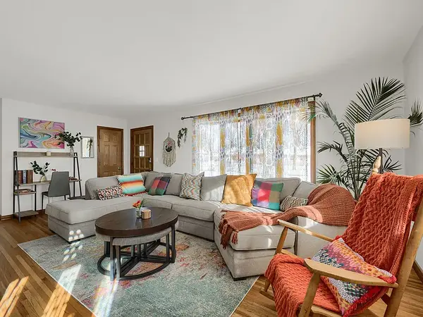 7620 10th Ave S, Richfield, MN 55423-4571