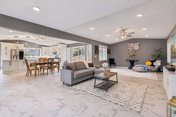 9032 W Bush Lake RD, Bloomington, MN 55438