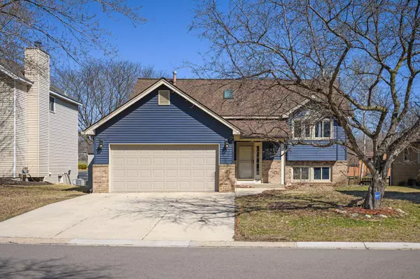 5090 W 143rd ST, Savage, MN 55378