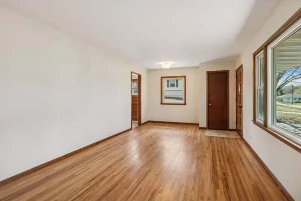 8257 York AVE S, Bloomington, MN 55431