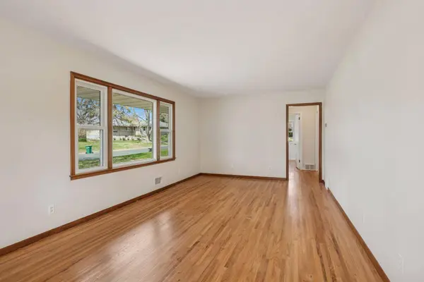 8257 York AVE S, Bloomington, MN 55431
