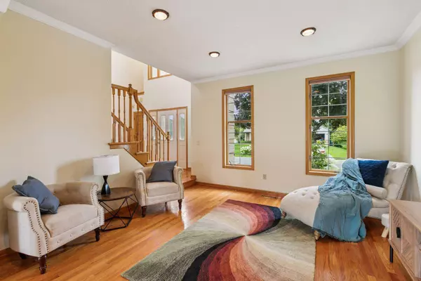 13900 Darwin WAY, Rosemount, MN 55068