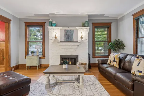 2023 Selby AVE, Saint Paul, MN 55104