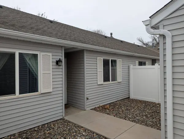 5232 148th ST W, Saint Paul, MN 55124