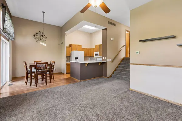 15576 Finch AVE, Apple Valley, MN 55124