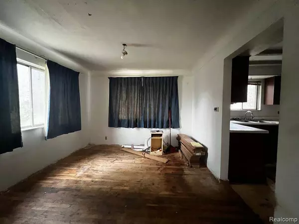 845 ALLSTON Drive, Rochester Hills, MI 48309