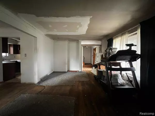 845 ALLSTON Drive, Rochester Hills, MI 48309