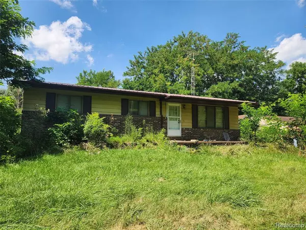 5215 Schlaud Road, North Branch Twp, MI 48461