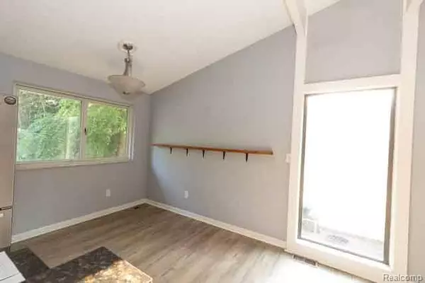 1160 Miller Road, Orion Twp, MI 48362