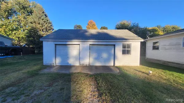 985 Fairledge Street, Orion Twp, MI 48362