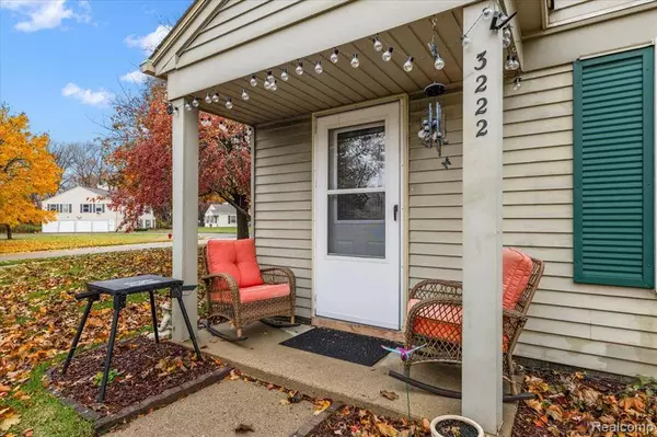 3222 Birchcreek Court, Orion Twp, MI 48360