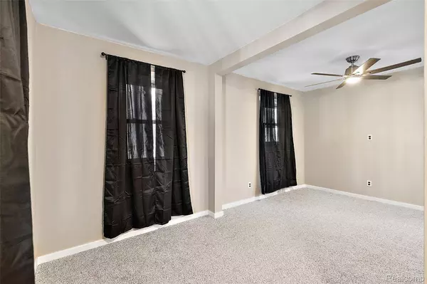 45 N Merrimac ST, Pontiac, MI 48340