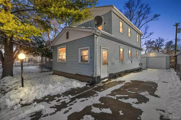 45 N Merrimac ST, Pontiac, MI 48340