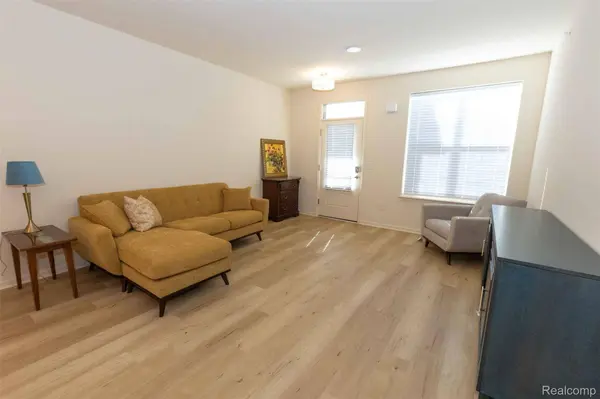 224 Jotham AVE, Auburn Hills, MI 48326