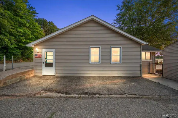 243 Oglethorpe DR