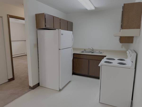 201 Wicker St, Gayville, SD 57031
