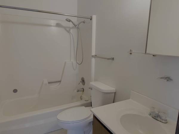 201 Wicker St, Gayville, SD 57031