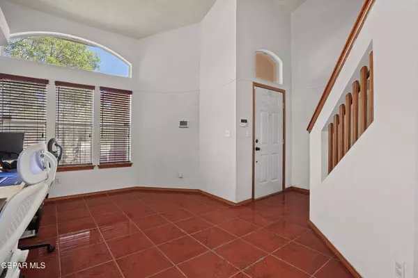 12084 Dos Rios DR, El Paso, TX 79936