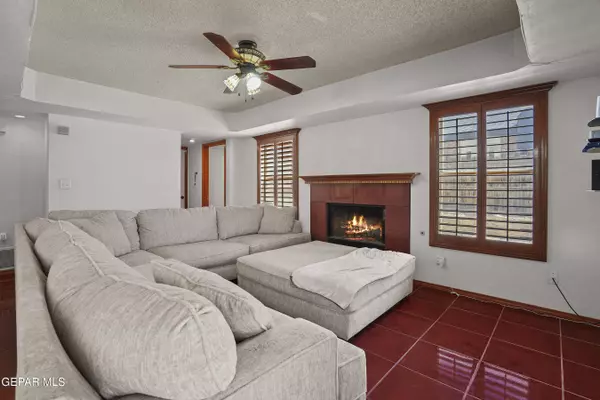 12084 Dos Rios DR, El Paso, TX 79936