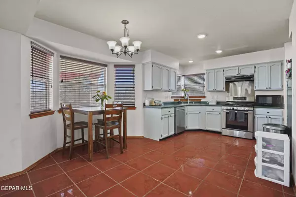 12084 Dos Rios DR, El Paso, TX 79936