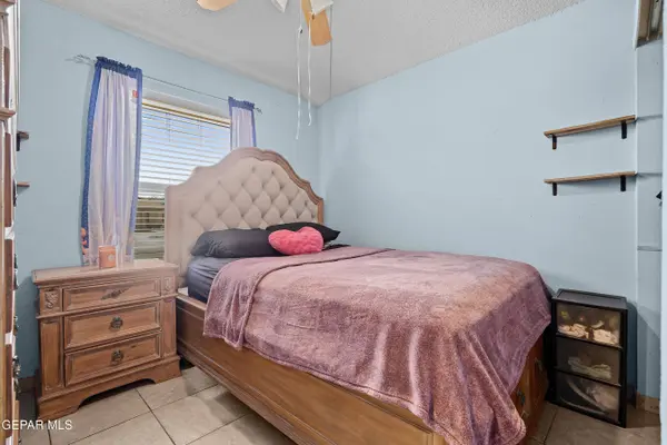 513 BRYCE DR, Horizon City, TX 79928