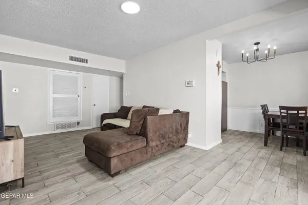 729 FALL RIVER RD, El Paso, TX 79907