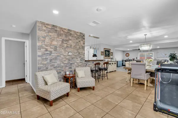 10300 Valle Suave DR, Socorro, TX 79927