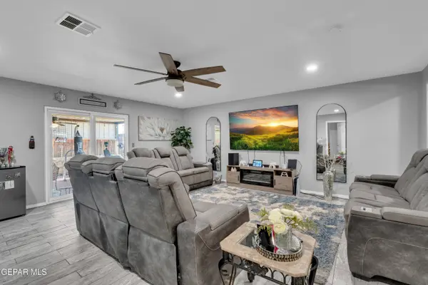 10300 Valle Suave DR, Socorro, TX 79927